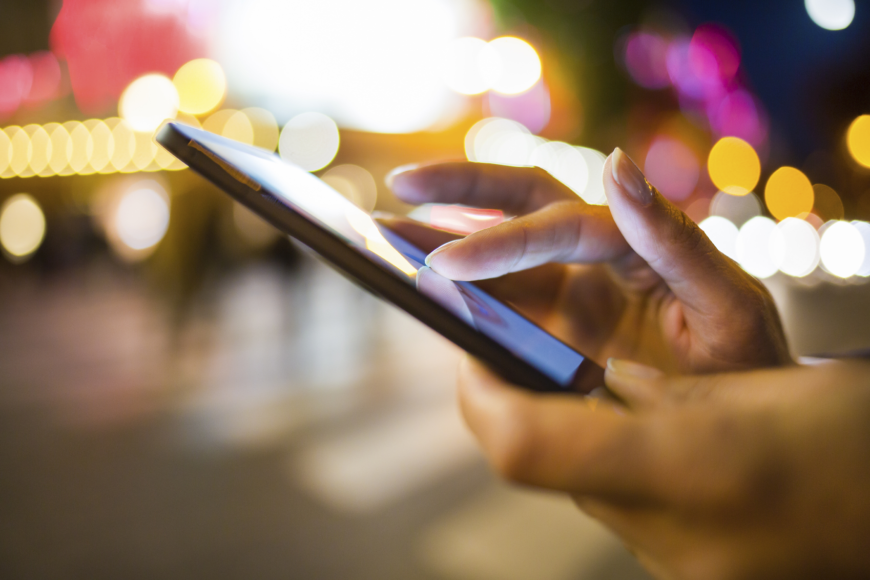Cómo utilizar una app para organizar y publicitar un evento