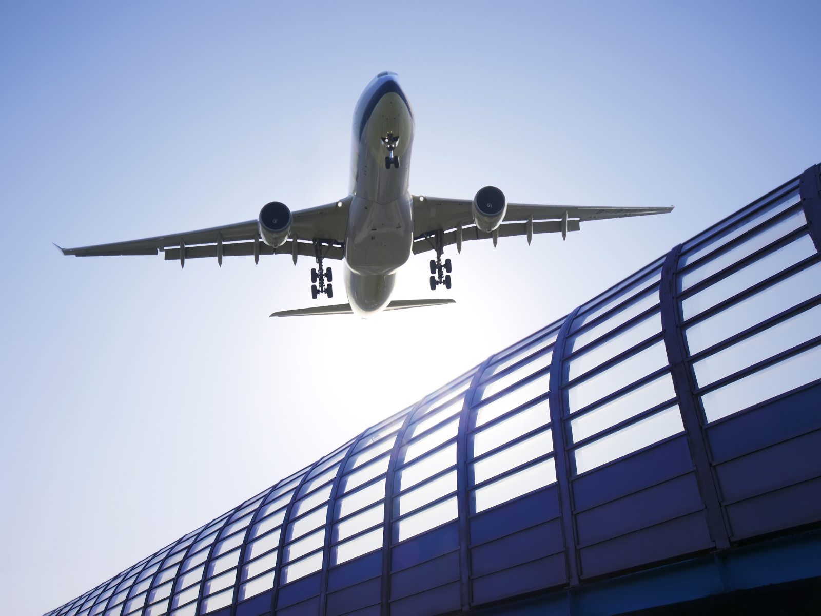Las predicciones 2015 de GTBA y CWT sobre precios de viajes de negocio
