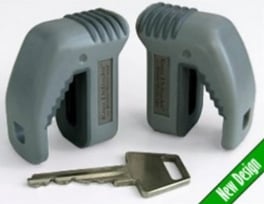 Inventos_sorprendentes_para_volar_con_ms_comodidad_Knee_defender