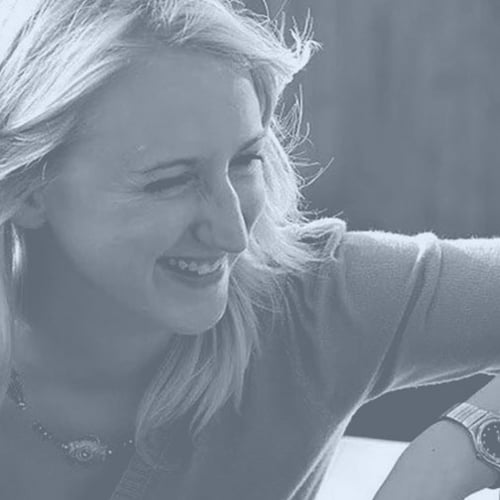 Karin van den Broek Headshot